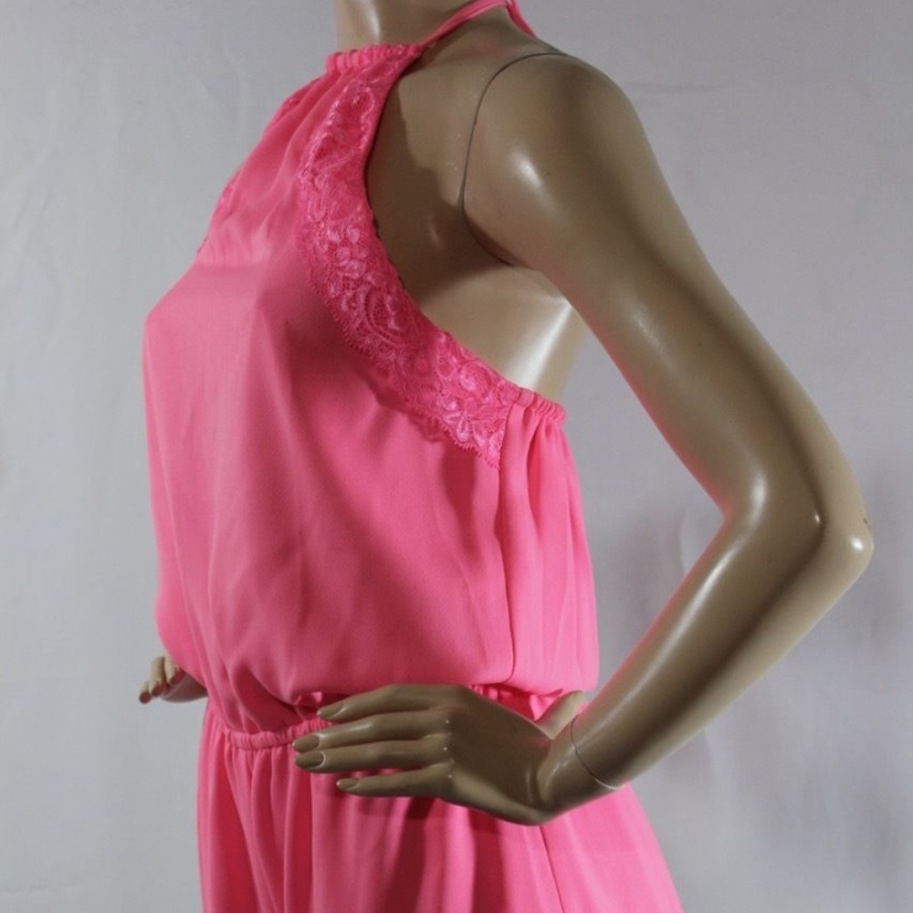 New GUESS The Flirty Pink Romper with Lace - Picture 3 of 8
